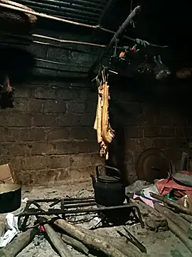 Snapshot of yu--yo chatting on March 19, 2026, 11:47 am yu--yo online show from March 19, 2026, 11:47 am