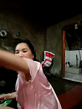 Snapshot of yu--yo chatting on March 20, 2026, 3:17 pm yu--yo online show from March 20, 2026, 3:17 pm