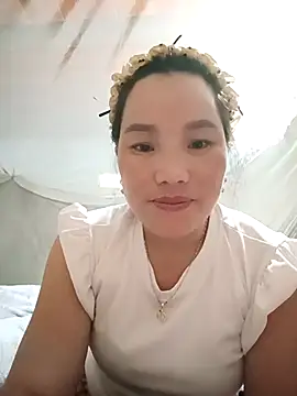 Snapshot of yu--yo chatting on March 23, 2026, 12:36 am yu--yo online show from March 23, 2026, 12:36 am