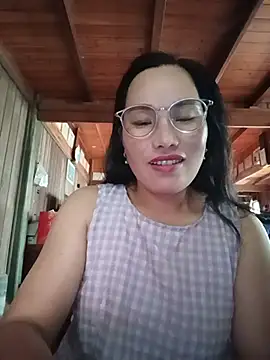 yu--yo online show from July 9, 2026, 5:44 am