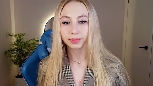 Snapshot of AshLinks_ chatting on January 14, 2026, 8:42 am AshLinks online show from January 14, 2026, 8:42 am