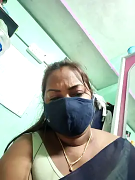 Tamil Hot Priya online show from January 17, 2026, 11:41 pm