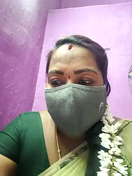 Tamil Hot Priya online show from March 9, 2026, 4:33 pm