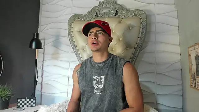 elliot colton online show from August 6, 2026, 7:49 pm