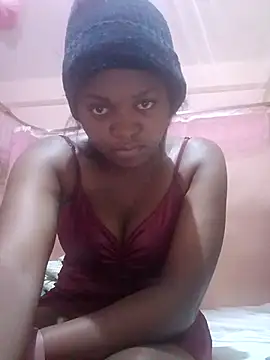 Snapshot of Shazy23 chatting on July 21, 2026, 2:41 pm Shazy23 online show from July 21, 2026, 2:41 pm