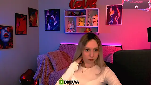 monica xcx online show from March 20, 2026, 8:35 pm