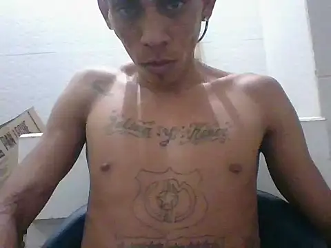 Skinny horny boy online show from February 5, 2026, 3:44 am