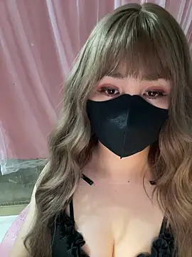 -Violet-t online show from February 12, 2026, 9:48 am