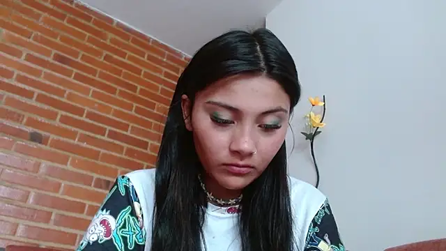 Lia rouse04 online show from June 9, 2026, 1:23 pm