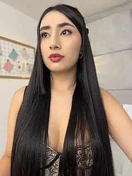 IvonneOwen online show from July 26, 2026, 1:14 am