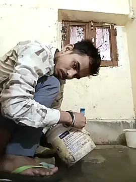 Rajkuma12345 online show from February 18, 2026, 2:18 am