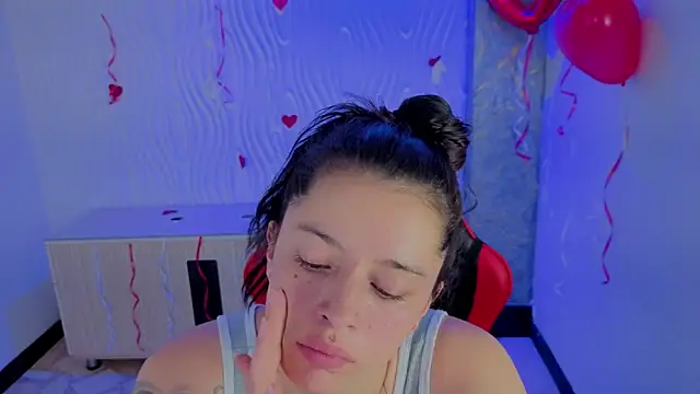 Harley quinzell online show from February 21, 2026, 8:32 pm