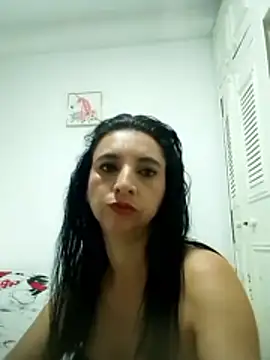 mariana santacoloma online show from June 10, 2026, 11:35 pm