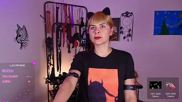 ariannaconnor  online show from April 22, 2026, 4:19 pm