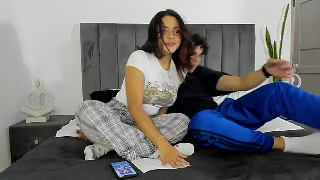 RedNDizzy online show from March 22, 2026, 10:24 pm