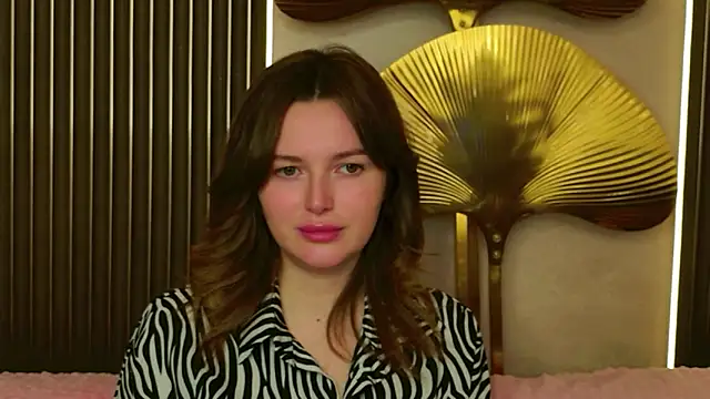 Karina Thorn online show from March 15, 2026, 8:48 pm