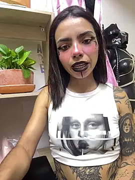 Electra Darkk online show from April 27, 2026, 4:38 pm