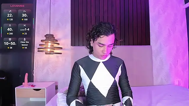 Fran Smiths online show from March 21, 2026, 9:07 pm