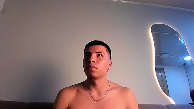 Snapshot of LoganGreys chatting on March 8, 2026, 2:04 am LoganGreys online show from March 8, 2026, 2:04 am