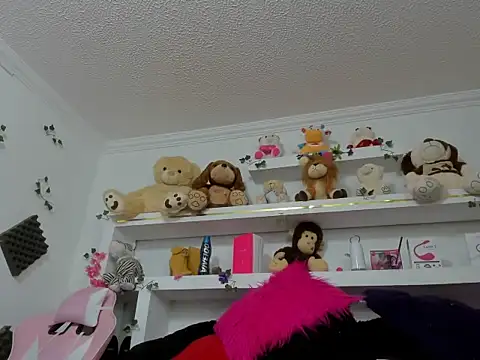 violeta karson online show from February 5, 2026, 12:32 pm