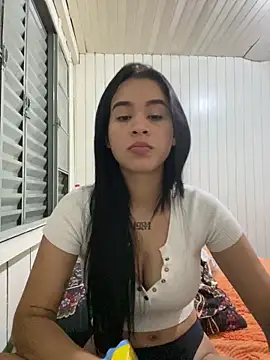 aslhey sandova online show from March 21, 2026, 10:35 pm