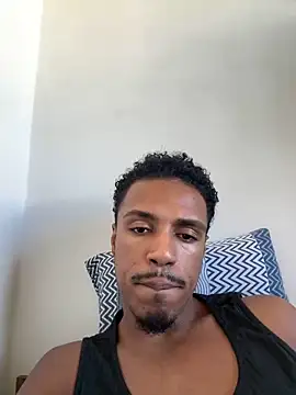 LorenzoBlack27 online show from April 24, 2026, 6:43 pm