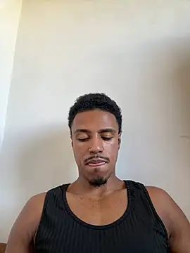 LorenzoBlack27 online show from May 2, 2026, 2:22 pm