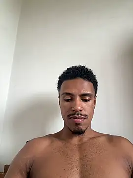 Snapshot of LorenzoBlack27 chatting on May 9, 2026, 2:55 pm LorenzoBlack27 online show from May 9, 2026, 2:55 pm