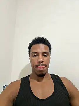 Snapshot of LorenzoBlack27 chatting on May 18, 2026, 10:37 pm LorenzoBlack27 online show from May 18, 2026, 10:37 pm