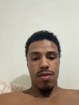 Snapshot of LorenzoBlack27 chatting on May 24, 2026, 2:49 am LorenzoBlack27 online show from May 24, 2026, 2:49 am