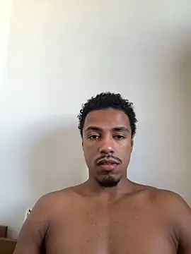 Snapshot of LorenzoBlack27 chatting on May 30, 2026, 2:14 pm LorenzoBlack27 online show from May 30, 2026, 2:14 pm