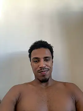 Snapshot of LorenzoBlack27 chatting on May 31, 2026, 6:31 pm LorenzoBlack27 online show from May 31, 2026, 6:31 pm