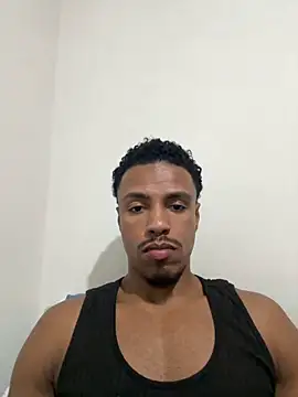 Snapshot of LorenzoBlack27 chatting on June 10, 2026, 12:11 am LorenzoBlack27 online show from June 10, 2026, 12:11 am