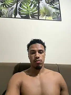 Snapshot of LorenzoBlack27 chatting on June 23, 2026, 10:41 pm LorenzoBlack27 online show from June 23, 2026, 10:41 pm