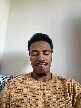 Snapshot of LorenzoBlack27 chatting on June 25, 2026, 3:49 pm LorenzoBlack27 online show from June 25, 2026, 3:49 pm