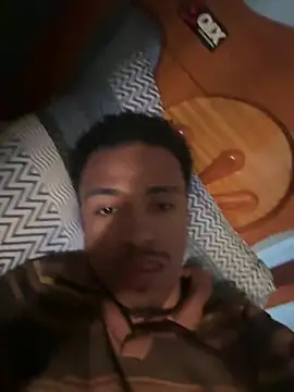 Snapshot of LorenzoBlack27 chatting on July 11, 2026, 5:48 pm LorenzoBlack27 online show from July 11, 2026, 5:48 pm