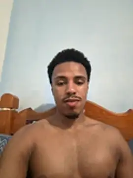 Snapshot of LorenzoBlack27 chatting on July 12, 2026, 10:01 pm LorenzoBlack27 online show from July 12, 2026, 10:01 pm