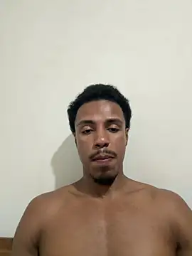 Snapshot of LorenzoBlack27 chatting on July 18, 2026, 12:15 am LorenzoBlack27 online show from July 18, 2026, 12:15 am
