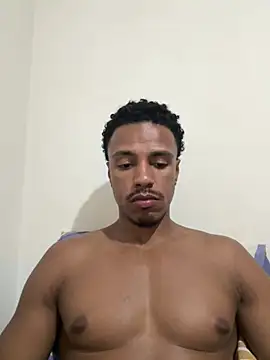 Snapshot of LorenzoBlack27 chatting on August 1, 2026, 1:05 am LorenzoBlack27 online show from August 1, 2026, 1:05 am