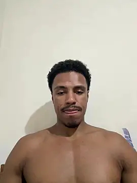 Snapshot of LorenzoBlack27 chatting on August 5, 2026, 12:02 am LorenzoBlack27 online show from August 5, 2026, 12:02 am