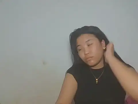Snapshot of Zyeiii chatting on April 29, 2026, 6:36 pm Zyeiii online show from April 29, 2026, 6:36 pm