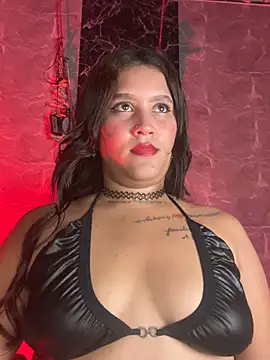 CamiBDSM online show from April 1, 2026, 8:50 pm