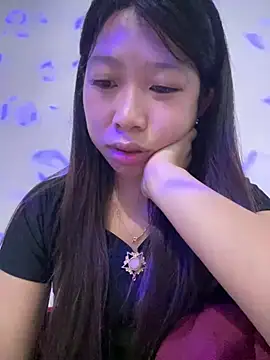 Mayly lucky2 online show from April 27, 2026, 11:25 pm