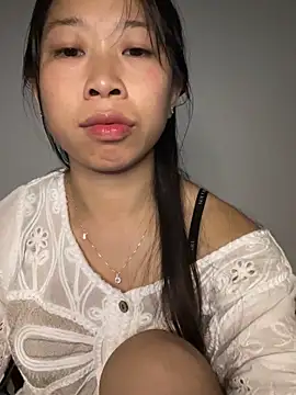 Mayly lucky2 online show from May 20, 2026, 3:13 am