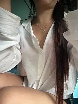 Mayly lucky2 online show from May 22, 2026, 1:02 am