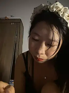 Mayly lucky2 online show from July 13, 2026, 1:19 am