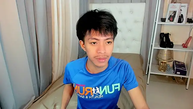 davincihugecock online show from February 4, 2026, 5:19 pm