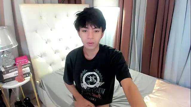 davincihugecock online show from June 29, 2026, 5:35 pm