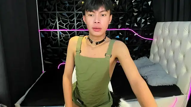 Snapshot of urtwinkbrixz chatting on March 8, 2026, 5:11 am urtwinkbrixz online show from March 8, 2026, 5:11 am