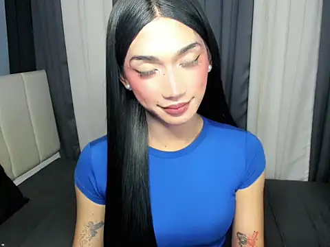 FyangFoxx online show from April 15, 2026, 7:58 pm